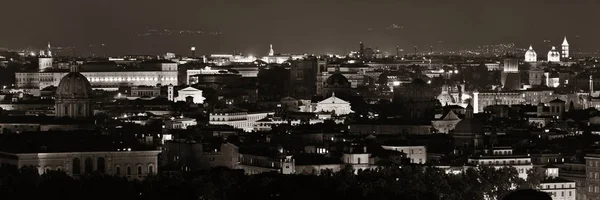 Roma manzarası gece görünümü — Stok fotoğraf