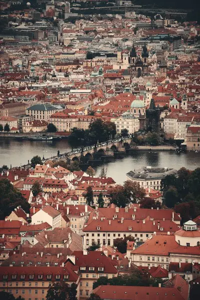 Praga skyline e ponte — Fotografia de Stock