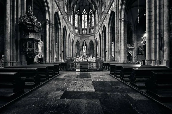 Interior view of St. Vitus Cathedral — Stock Photo, Image