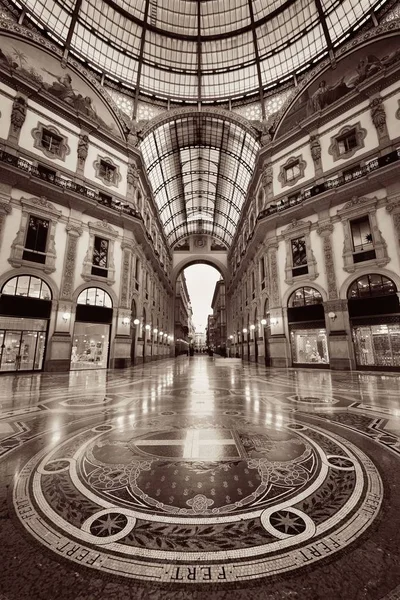 Galleria Vittorio Emanuele Ii interieur — Stockfoto