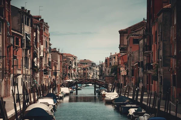 Veneza Vista Canal Com Edifícios Históricos Itália — Fotografia de Stock