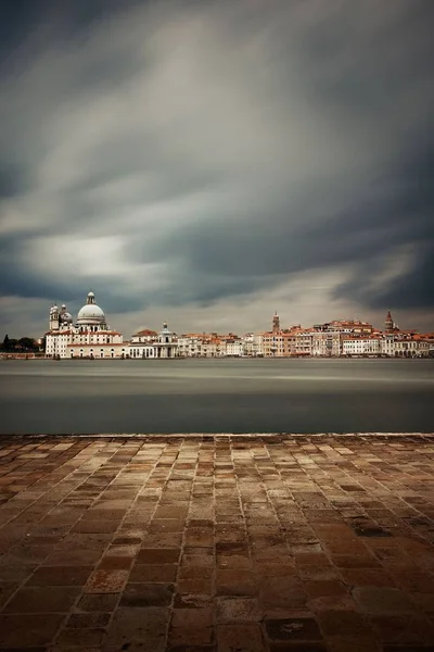 Skyline de la ville de Venise longue exposition — Photo