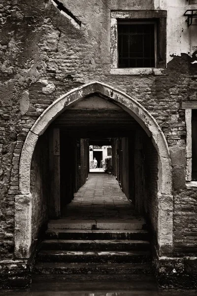 Hallway Fechamento Histórico Edifício Acima Veneza Itália — Fotografia de Stock