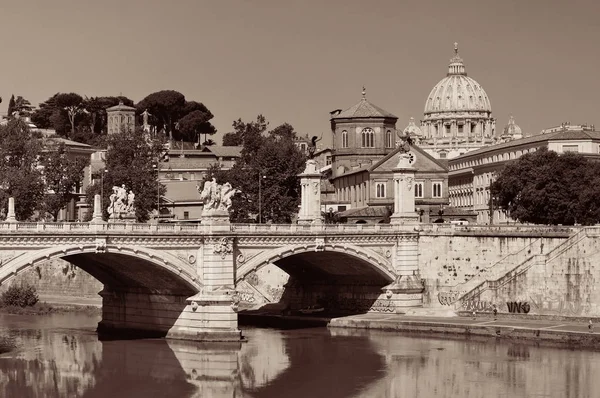 Řeka Tiber Peters Bazilika Vatikánu City Černé Bílé — Stock fotografie