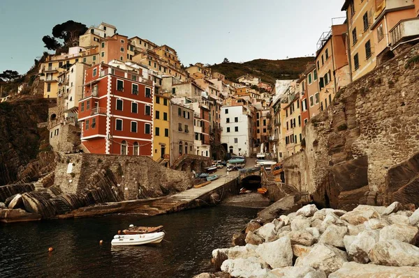 Riomaggiore waterfront — Stock Photo, Image