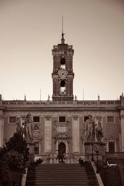 Piazza Del Campidoglio Met Standbeeld Klokkentoren Rome Italië — Stockfoto