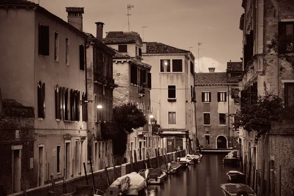 Venice canal noc — Zdjęcie stockowe