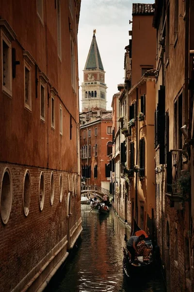 베네치아의 역사적 가운데 이탈리아 — 스톡 사진