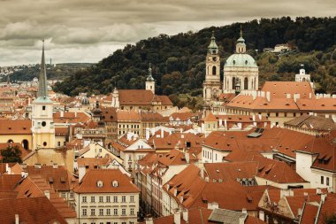 Prag manzarası çatı görünümü