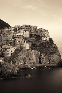 Manarola Cinque Terre siyah ve beyaz