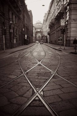 İtalya, Milano 'da tramvay rayları.