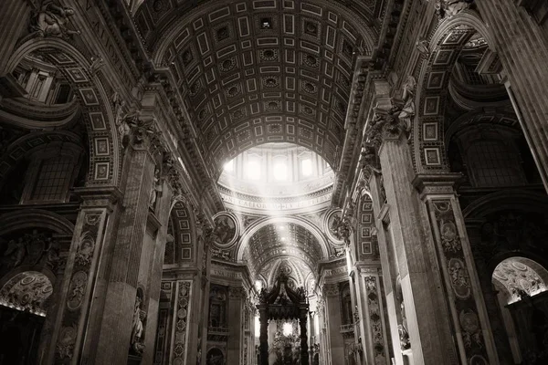 Szent Péter-bazilika belső — Stock Fotó