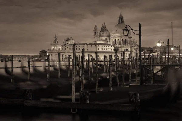 Iglesia Venecia Iglesia Santa Maria Della Salute Parque Góndola Paseo — Foto de Stock