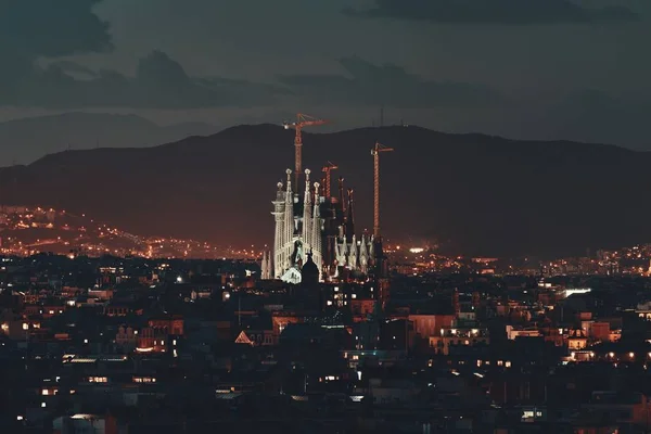 Sagrada Familia vue de nuit — Photo