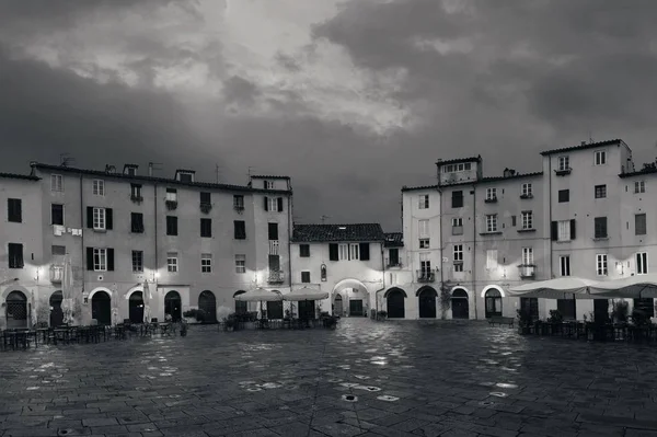 Piazza Dell Anfiteatro Lucca Italy Night View — Stock Photo, Image