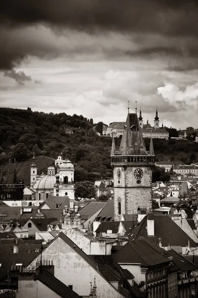 Praga vista do telhado skyline — Fotografia de Stock