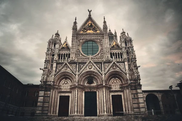 Siena Cathedral Closeup Famous Landmark Medieval Town Overcast Day Italy — Stock Photo, Image