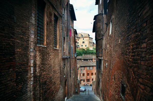 Gatuvy Med Gamla Byggnader Siena Italien — Stockfoto