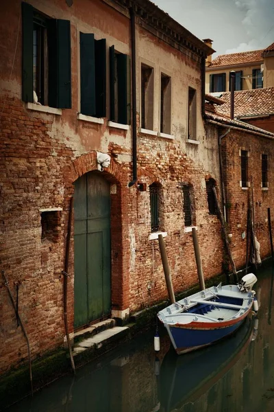 Venetië boot alley — Stockfoto