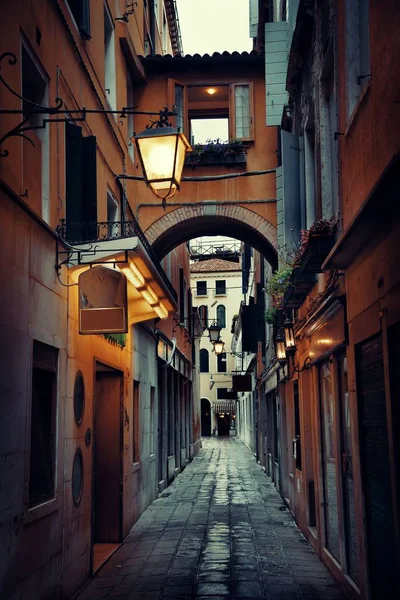 Vista al callejón de Venecia — Foto de Stock