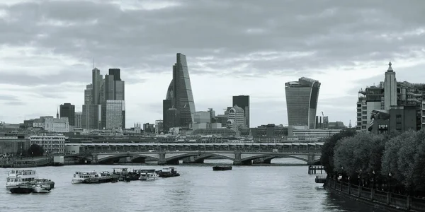 Panorama Urbano Londra Con Edifici Urbani Sul Tamigi — Foto Stock