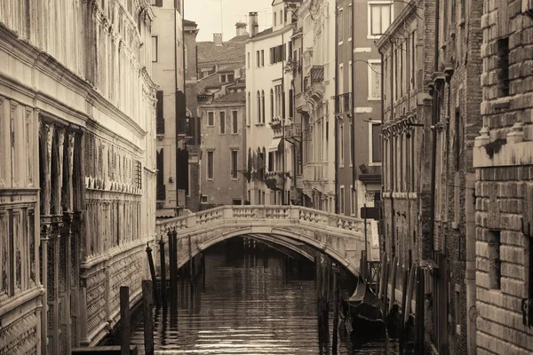 Vista Del Canal Venecia Con Edificios Históricos Italia — Foto de Stock