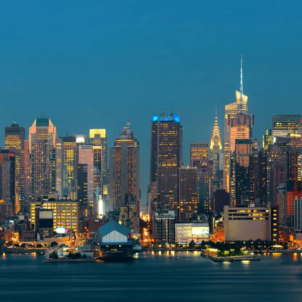 Midtown Manhattan skyline — Stock Photo, Image