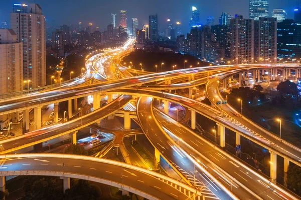 Shanghai Yanan Road Överfart Bron Natten Med Tung Trafik Kina — Stockfoto