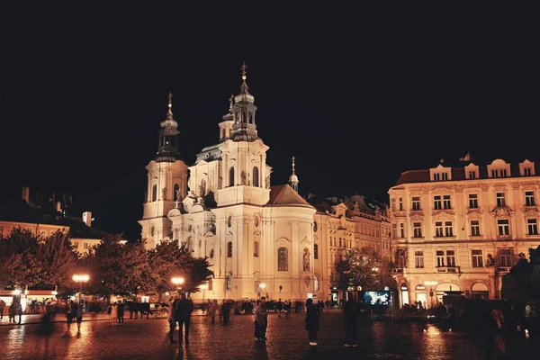 Plaza del casco antiguo por la noche — Foto de Stock