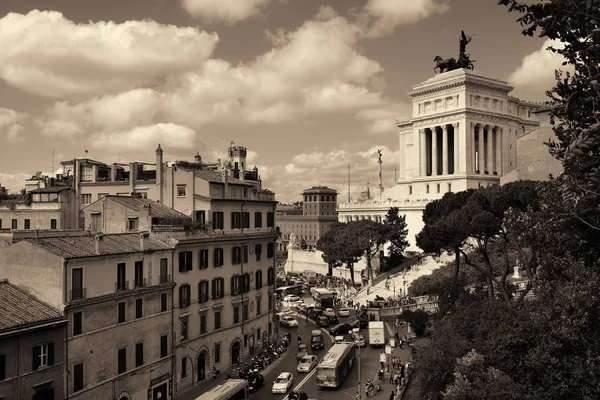 Vista Calle Con Monumento Nacional Víctor Manuel Roma Italia —  Fotos de Stock