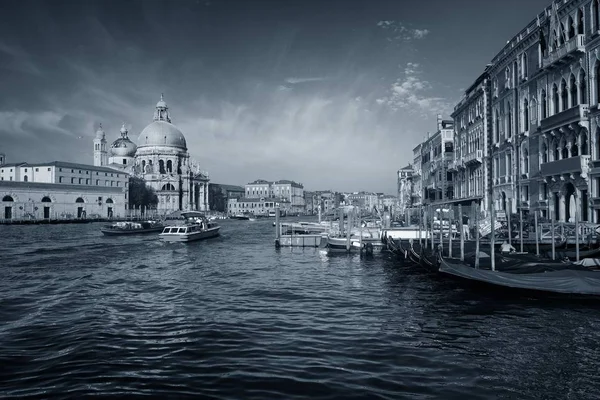 Vista Frente Mar Iglesia Venecia Santa Maria Della Salute Canal —  Fotos de Stock