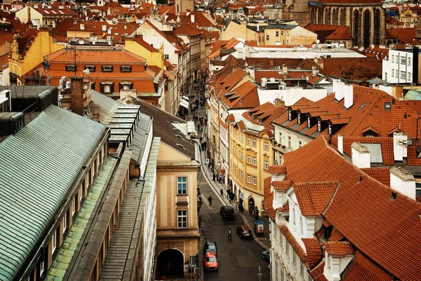 Na dachu panoramę Pragi — Zdjęcie stockowe