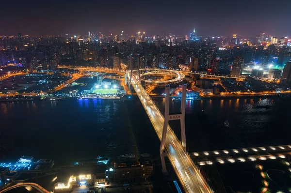 Shanghai Nanpu Brücke Über Den Huangpu Fluss Mit Viel Verkehr — Stockfoto