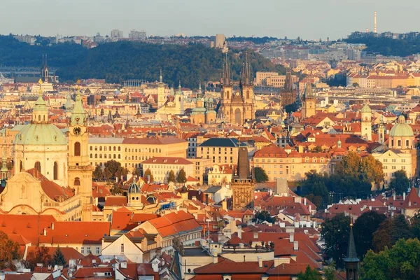 Vista de la azotea del horizonte de Praga —  Fotos de Stock