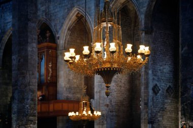 Bazilika Santa Maria del Mar lamba