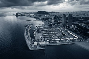 İspanya 'da Barselona' nın sahil manzarası.