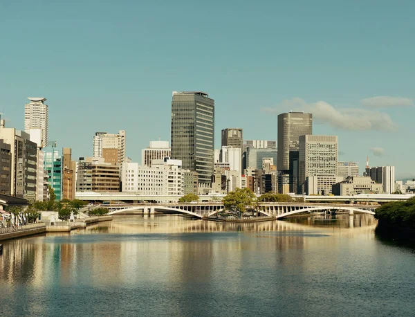 Osaka Skyline Över Floden Med Skyskrapor Och Bro Förenta Staterna — Stockfoto