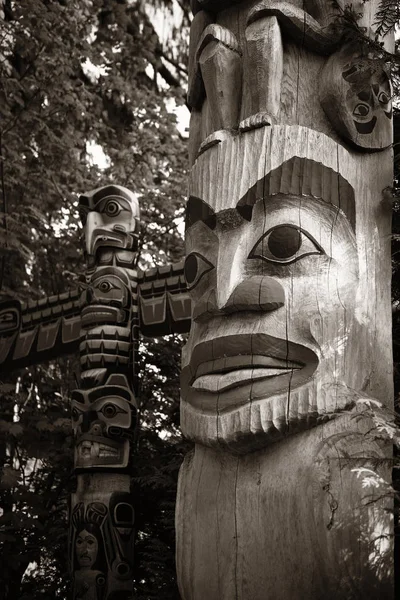 Totem Pole — Stock Photo, Image