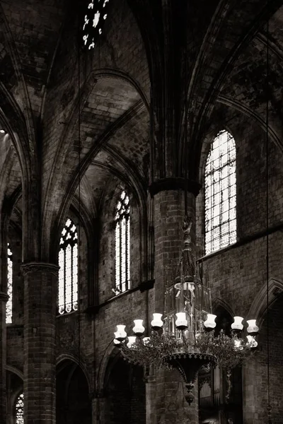 Basilique de Santa Maria del Mar lampe — Photo