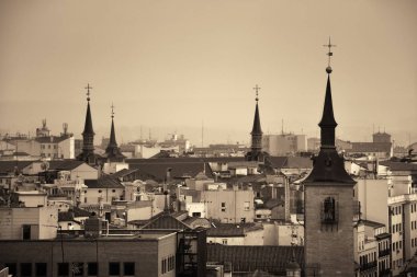 Madrid 'in İspanya' daki şehrin çatı manzarası.