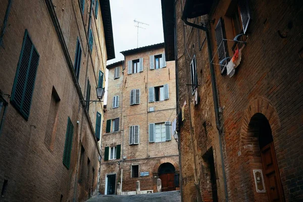 Vista Calle Con Edificios Antiguos Siena Italia — Foto de Stock