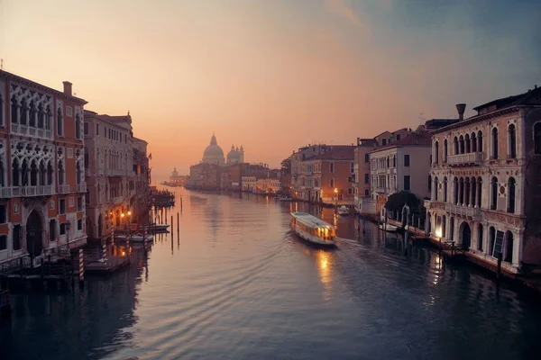 Santa Maria Della Salute Kilisesi Büyük Kanal Manzarası Gün Doğumundan — Stok fotoğraf