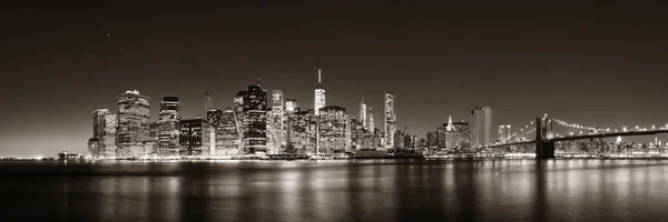 Centrum Manhattanu Nad East River Nocy Nowym Jorku — Zdjęcie stockowe