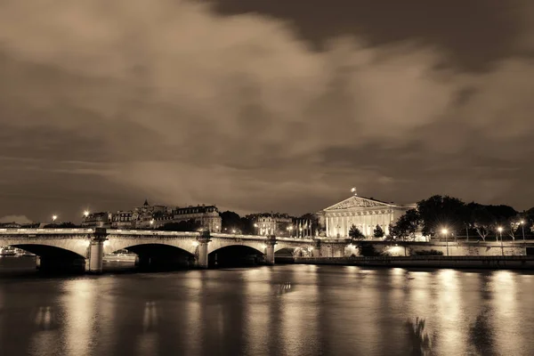 Париж Річки Сени Пон Згоди Національна Assemblee Сутінках — стокове фото