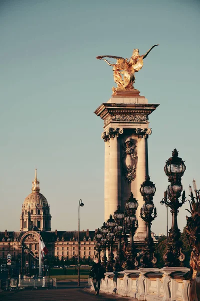 Brücke Alexandre Iii Mit Skulptur Und Laternenpfahl Paris Frankreich — Stockfoto