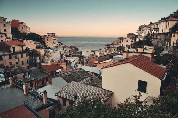 Riomaggiore Nábřeží Pohled Při Západu Slunce Budovami Cinque Terre Itálie — Stock fotografie
