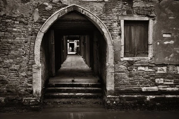 Hallway Fechamento Histórico Edifício Acima Veneza Itália — Fotografia de Stock