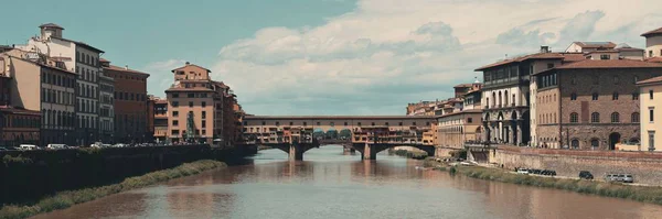 Понте Веккіо Над Панорама Річки Арно Флоренції Італії — стокове фото