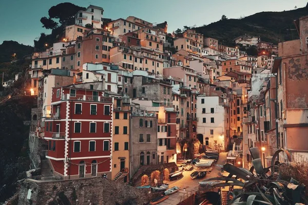 Riomaggiore Vista Frente Mar Con Edificios Cinque Terre Por Noche —  Fotos de Stock