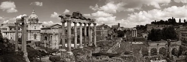 Římské Fórum Troskami Historických Budov Itálie — Stock fotografie